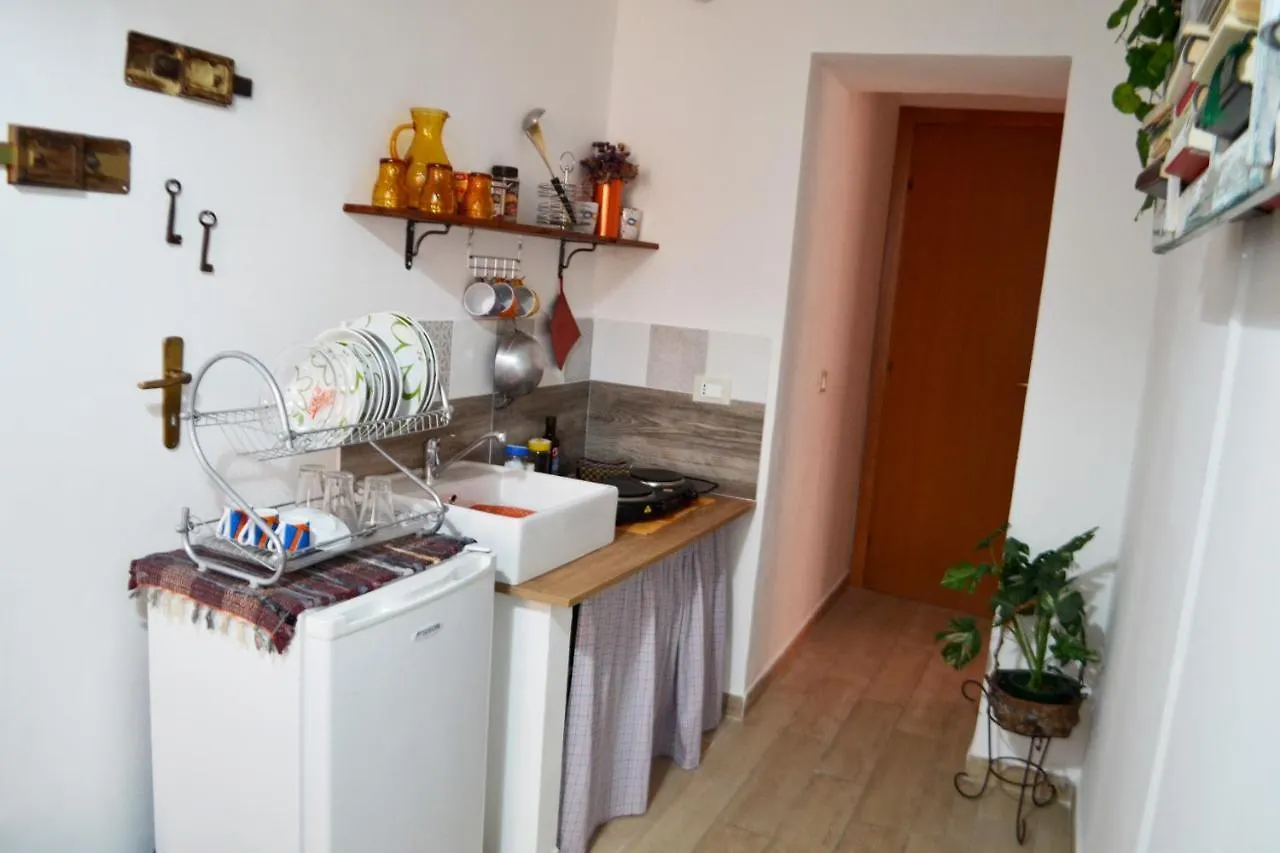 Ballaro Sant'Agata Mini Apartments Palermo Italy